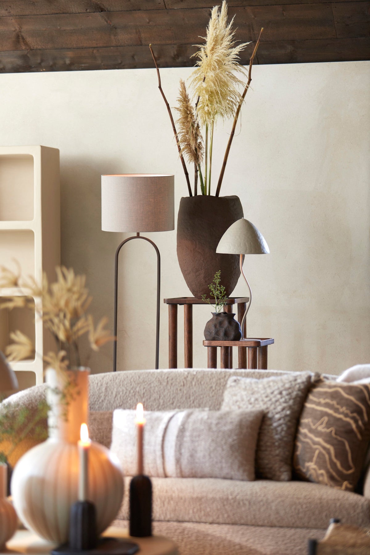 Tingri Brown Vase Deco Light & Living