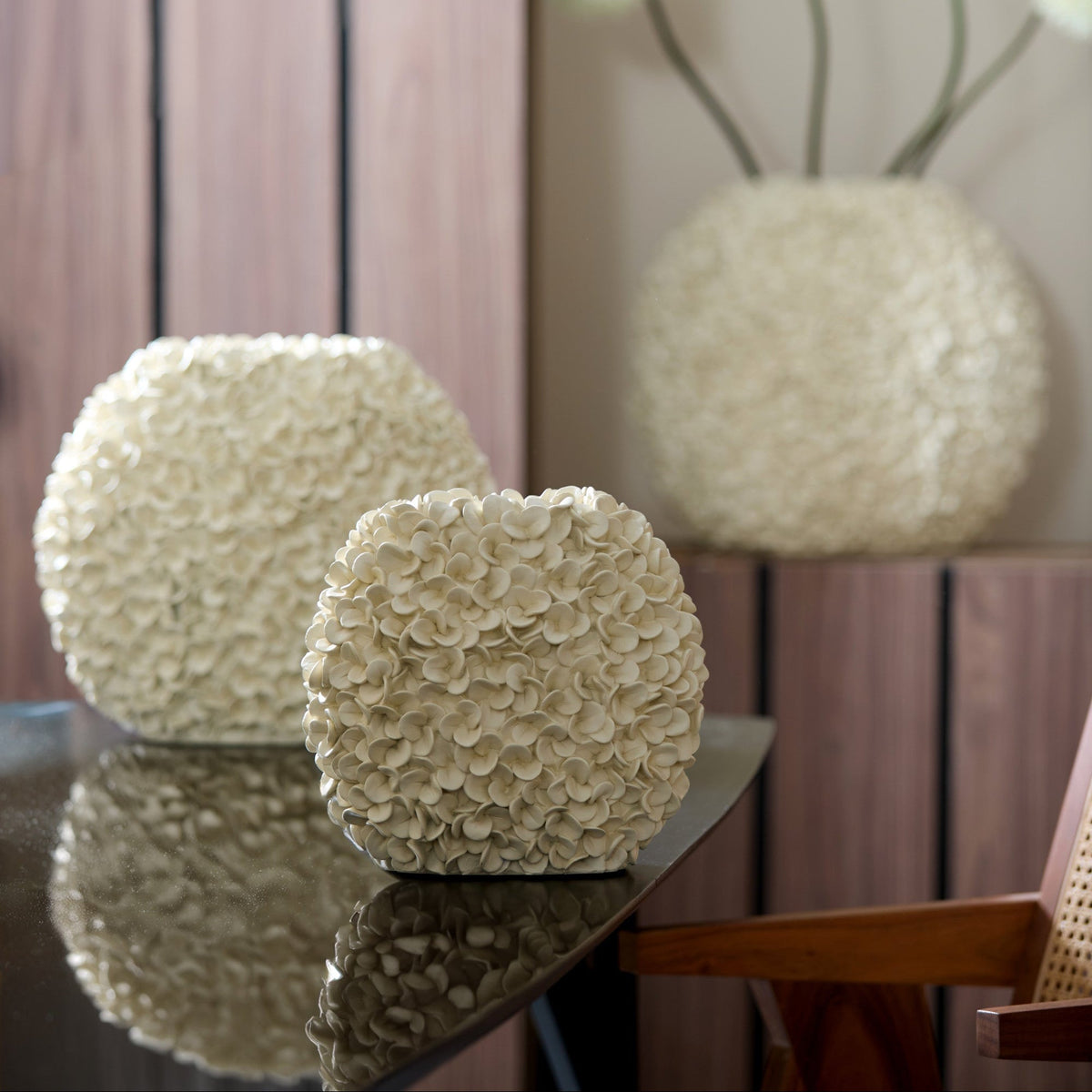 Phylia Cream Vase Deco - Extra Small Light & Living