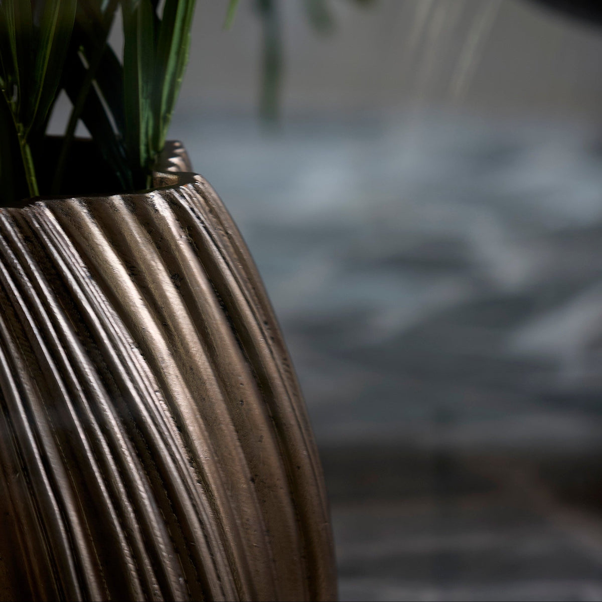Yatung Antique Bronze Vase Deco Light & Living