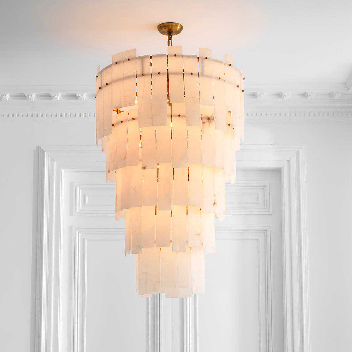 Chandelier Greyson Xl Antique Brass Finish Alabaster Eichholtz