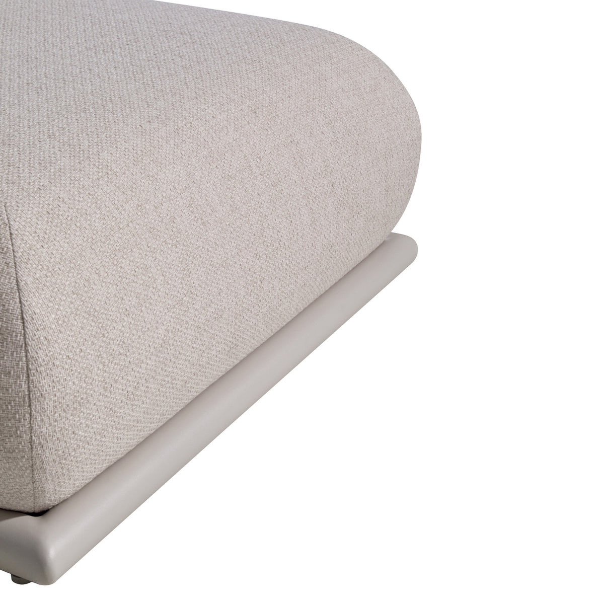 Outdoor daybed Sullivan beige alpine by Richmond Interiors