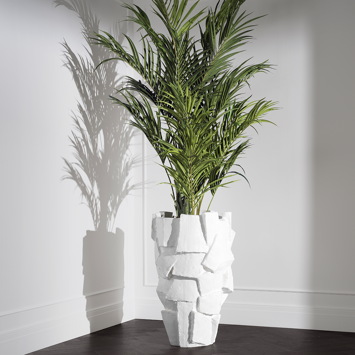 Planter Sevilla white by Eichholtz