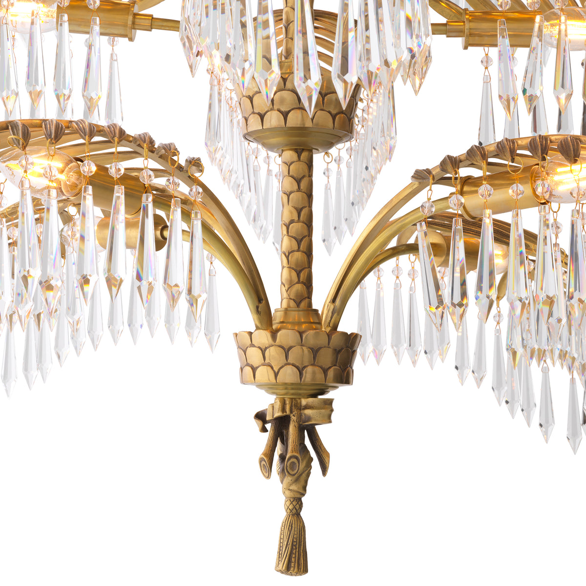 Chandelier Hildebrandt XL vintage brass finish by Eichholtz