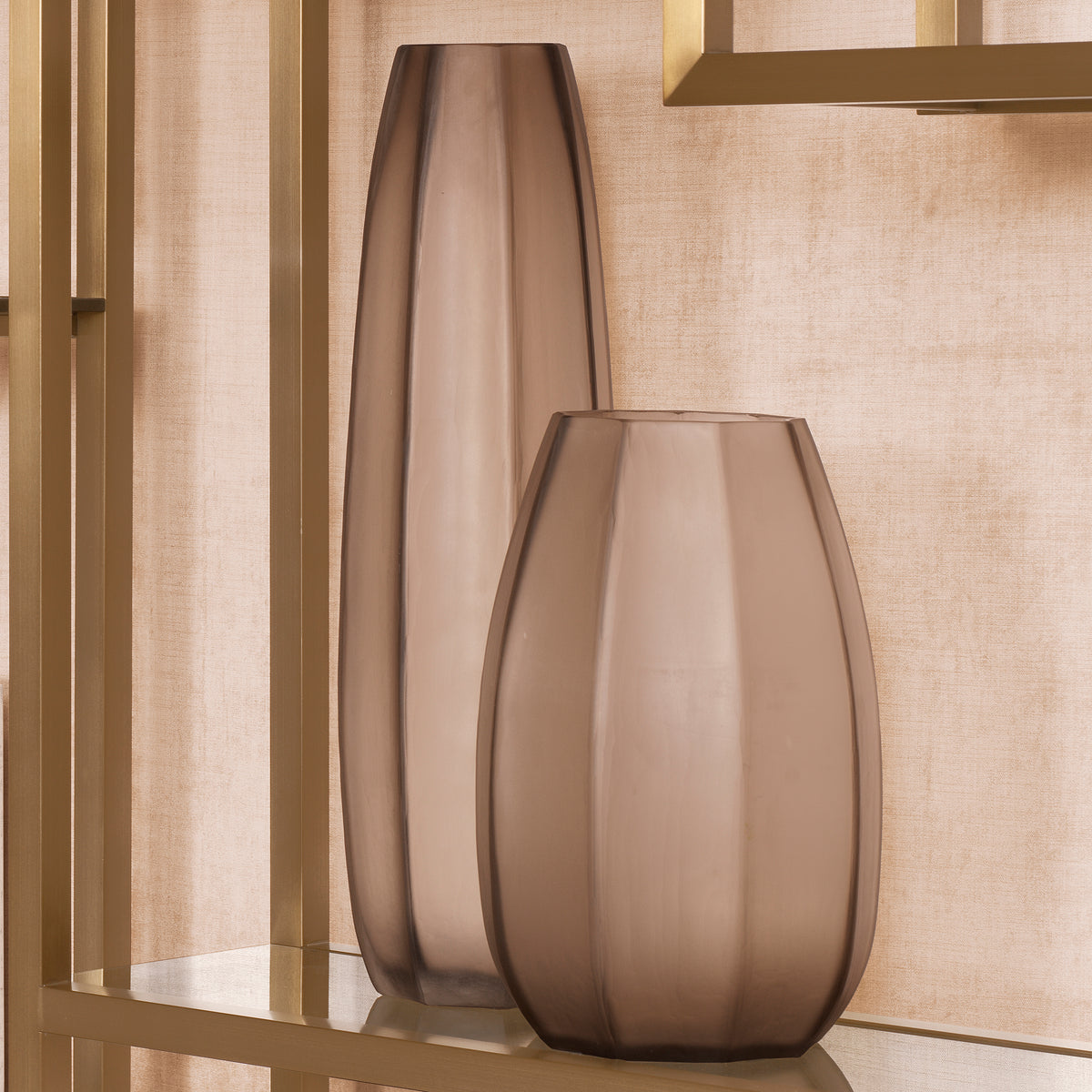 Vase Tiara L brown glass by Eichholtz