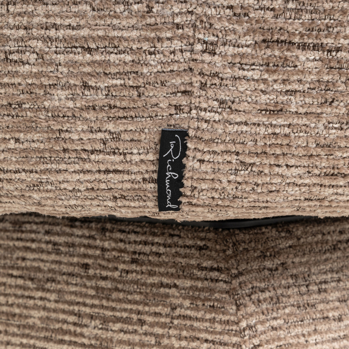 Dining chair Quiriro mocca linear swivel by Richmond Interiors