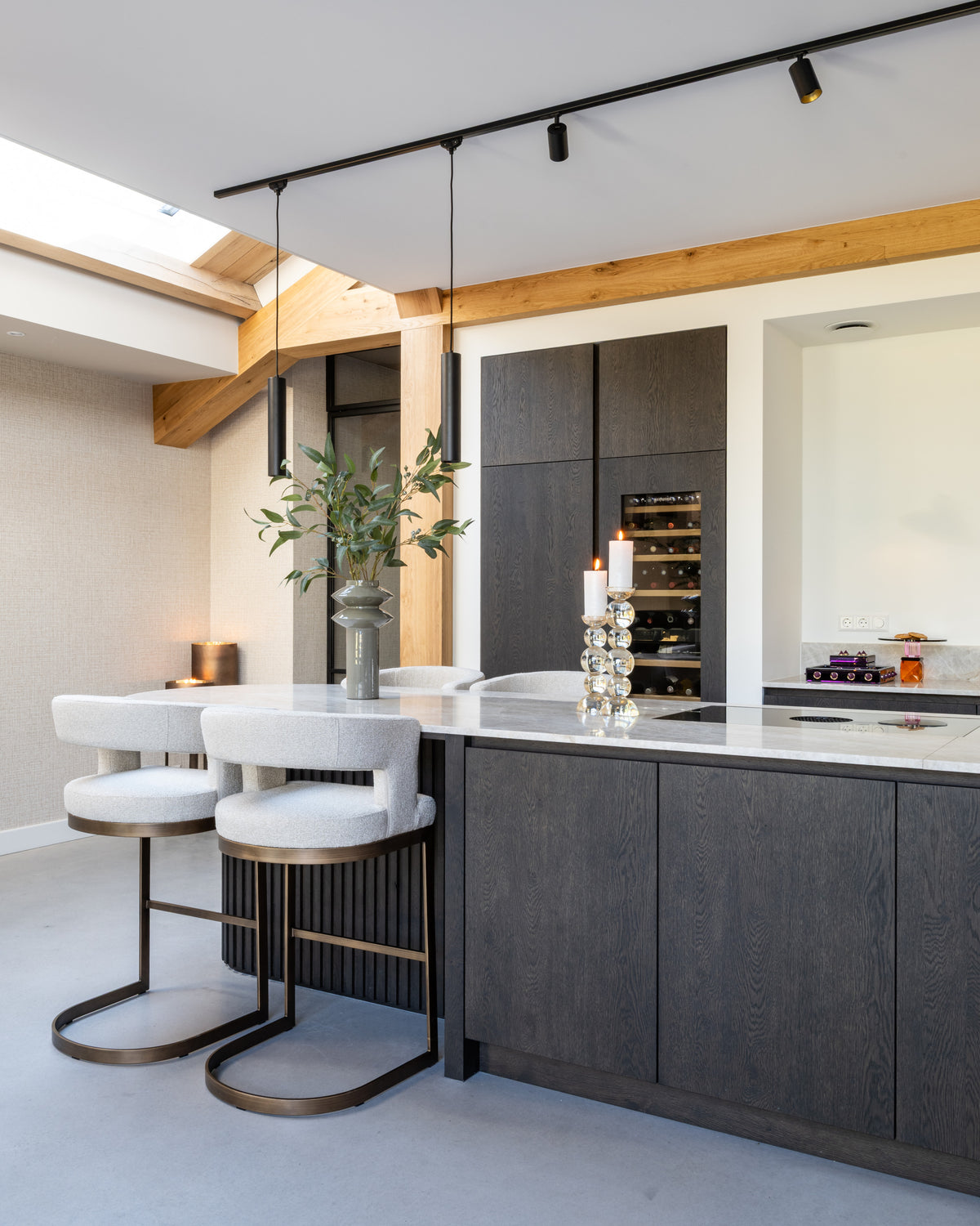 Bar stool Ellis biscotti by Richmond Interiors