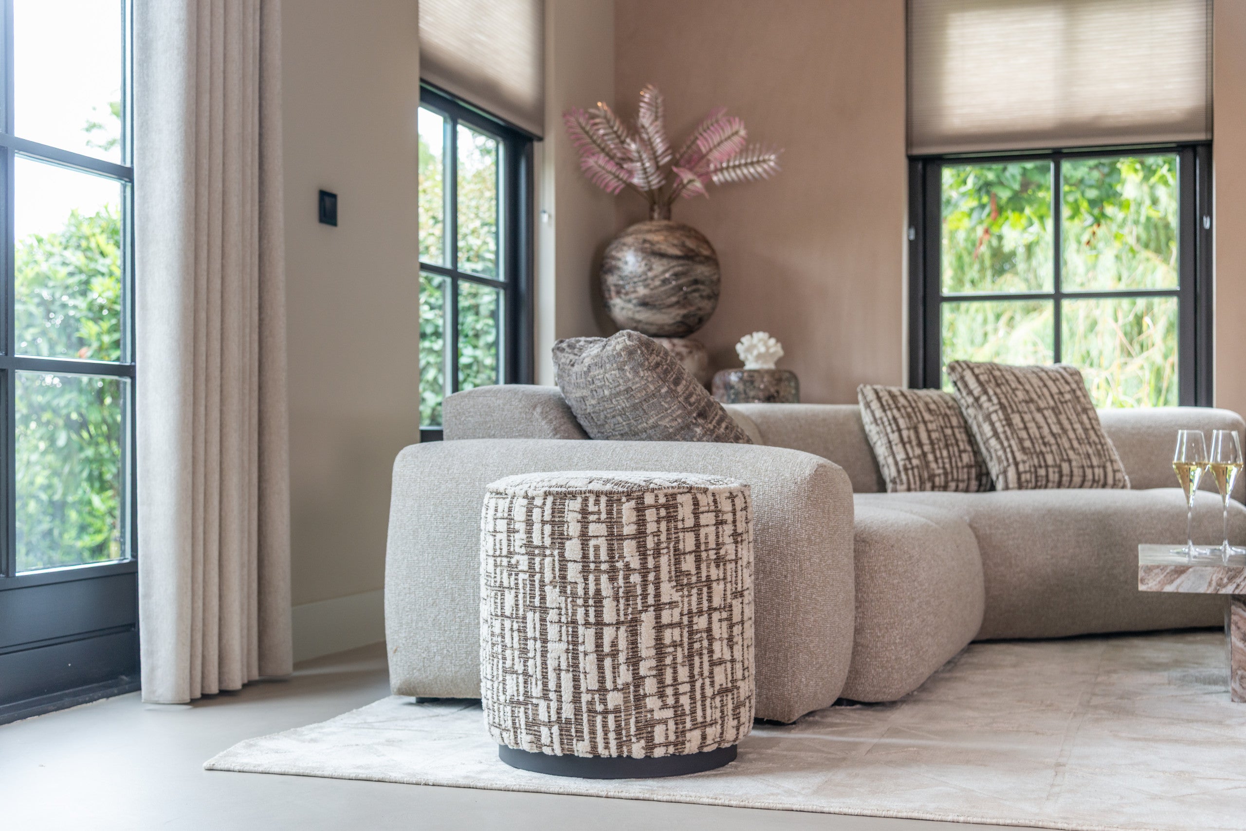 Pouffe & Footstool Lexie cream 45Ø by Richmond Interiors