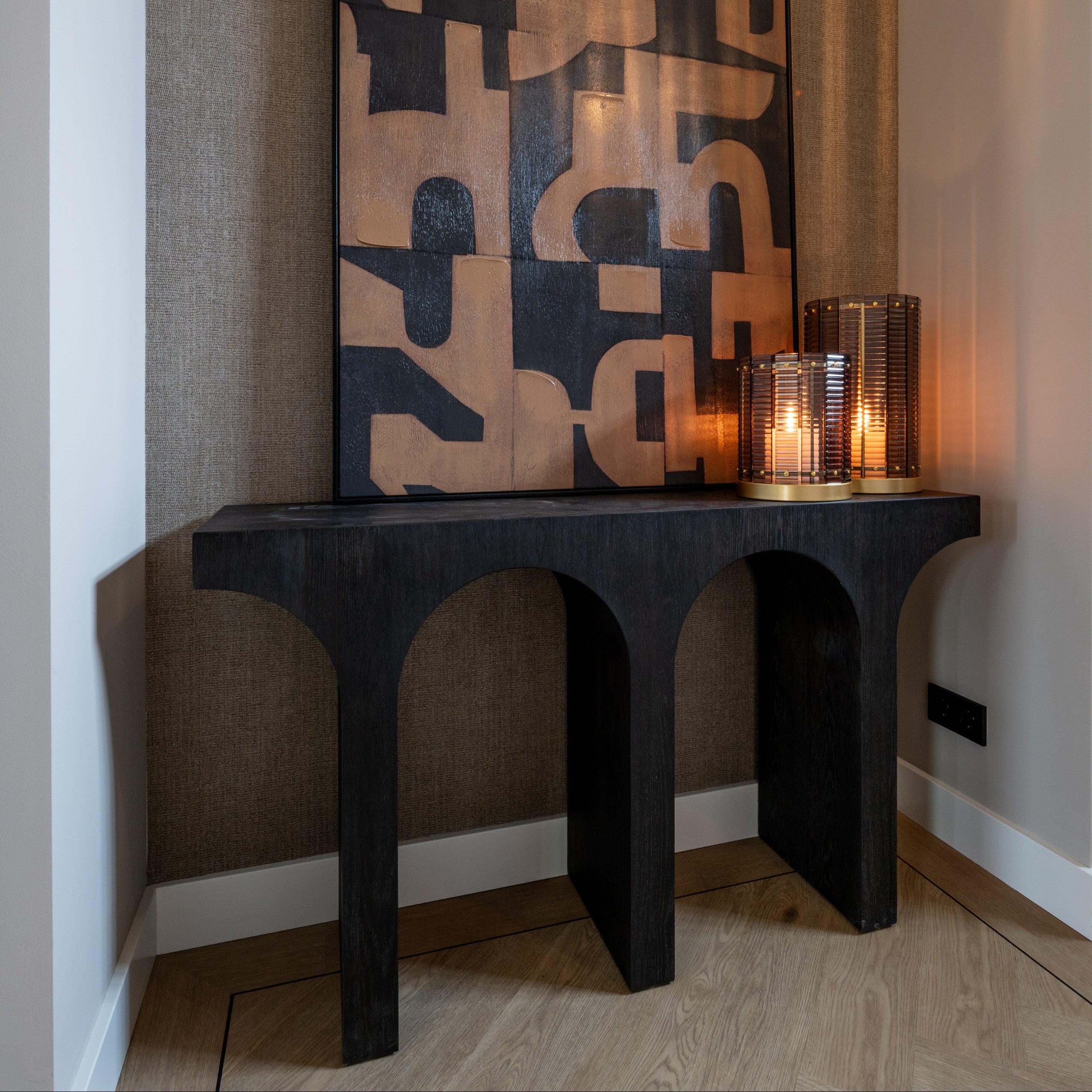 Console Ashford dark brown by Richmond Interiors