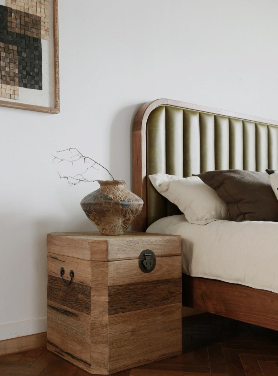 Reclaimed Oak Bedside Trunk by Keiichi