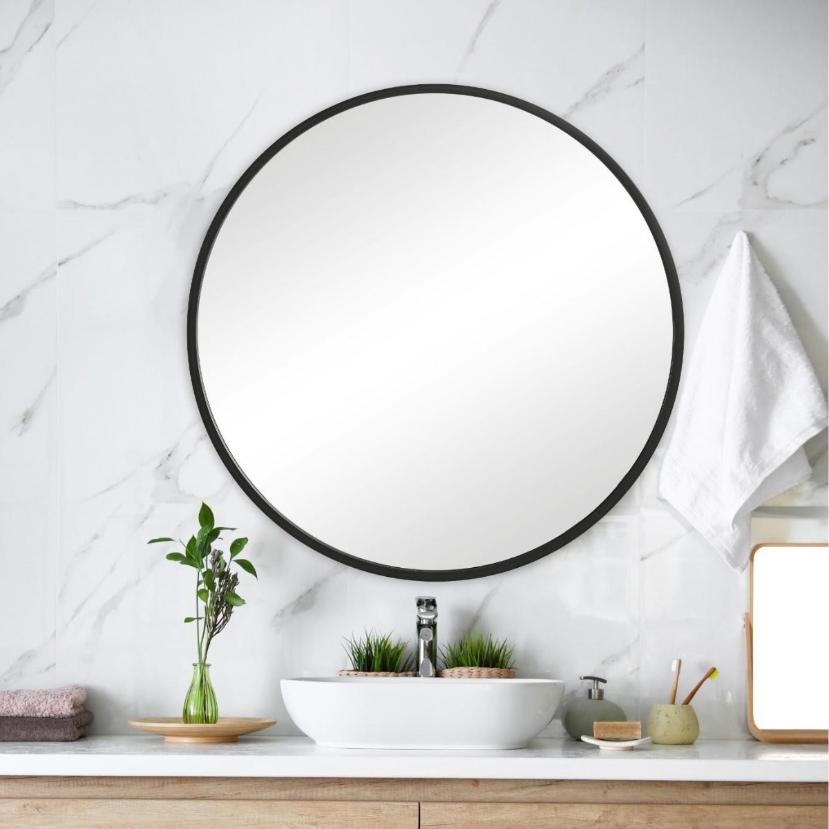 Eve Large Round Mirror Black by Keiichi