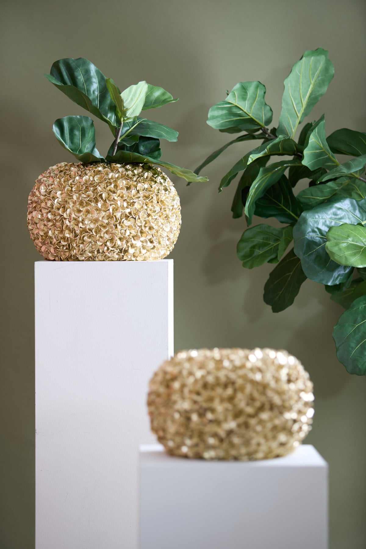 Phylia Gold Vase Deco Light & Living