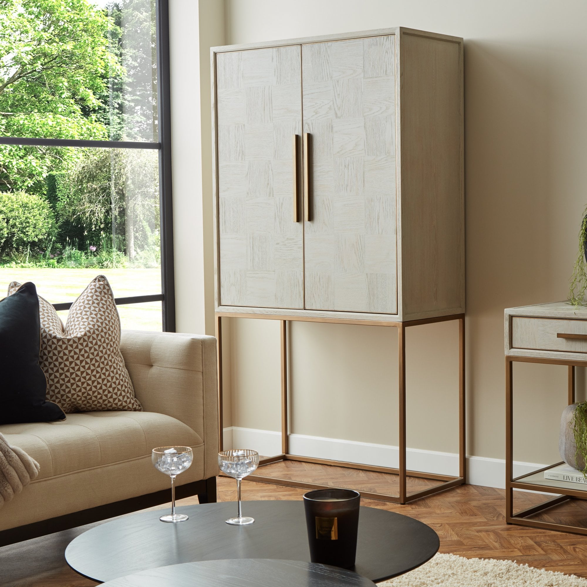 Vienna Squares Bar Drinks Cabinet Oak Wood Gold Handles & Legs 2 Door by Kensington