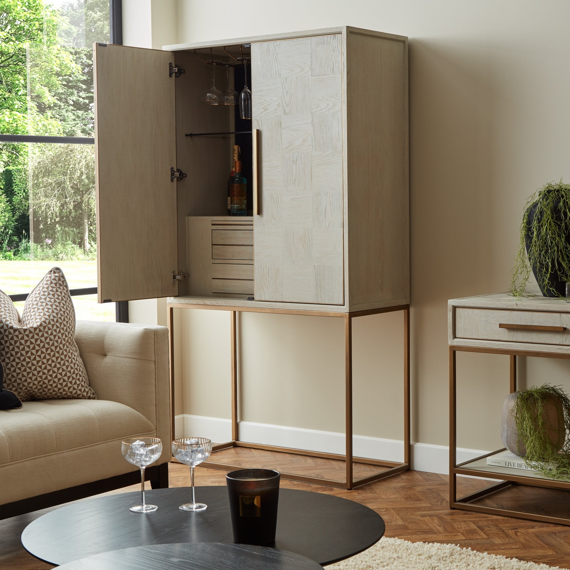 Vienna Squares Bar Drinks Cabinet Oak Wood Gold Handles & Legs 2 Door by Kensington