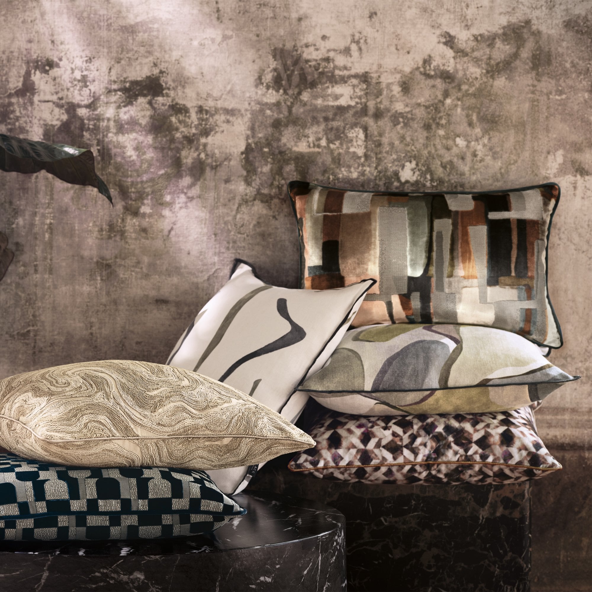 Kaleido Cushion Rosewood by Black Edition