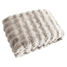 Plaid Cosy Fluff cream 150x200 by Richmond Interiors