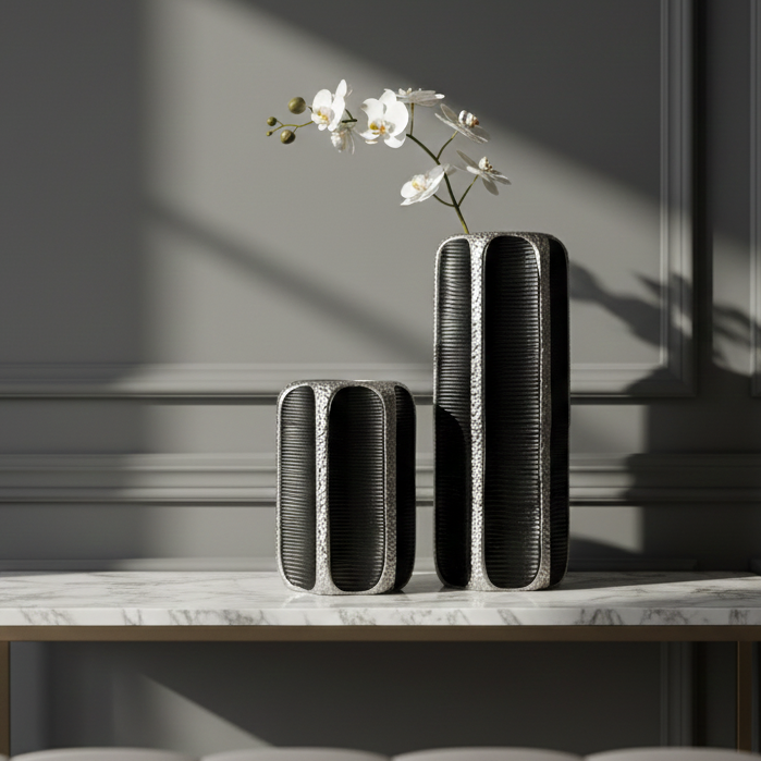 Mora Vase Small - Black and Silver Ceramic Liang & Eimil