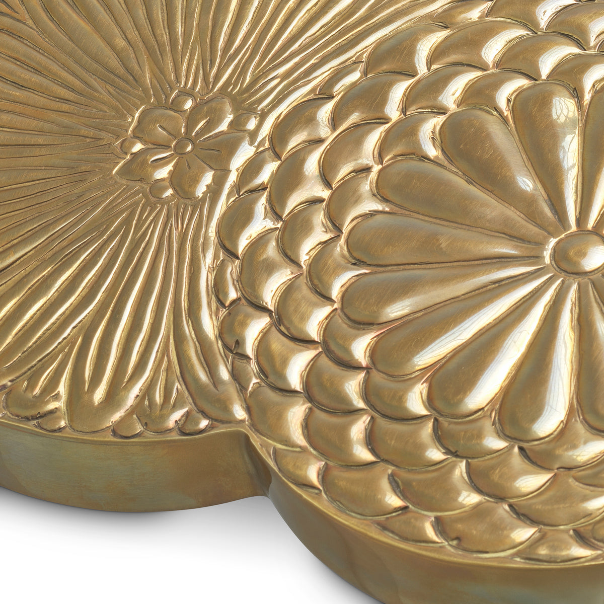 Box Meiji antique brass finish by Eichholtz