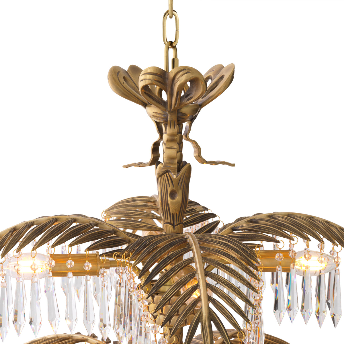 Chandelier Hildebrandt XL vintage brass finish by Eichholtz