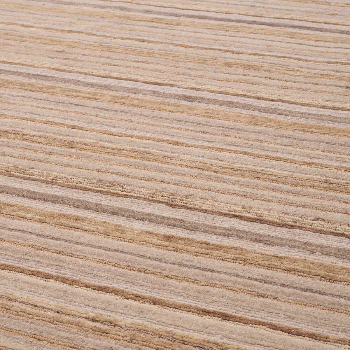 Rug Mansion 300 x 400 beige by Eichholtz