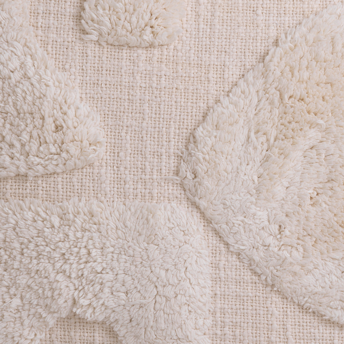 Cushion Menos S off-white by Eichholtz