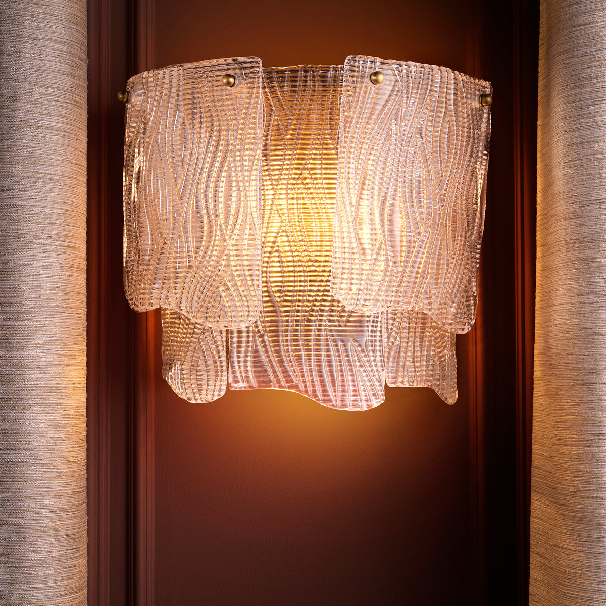 Wall Lamp Asinara clear textured glass by Eichholtz