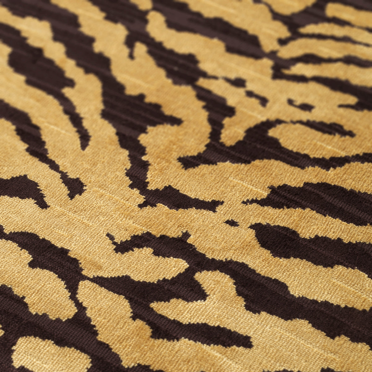 Cushion Tigris brown 50 x 50 cm by Eichholtz