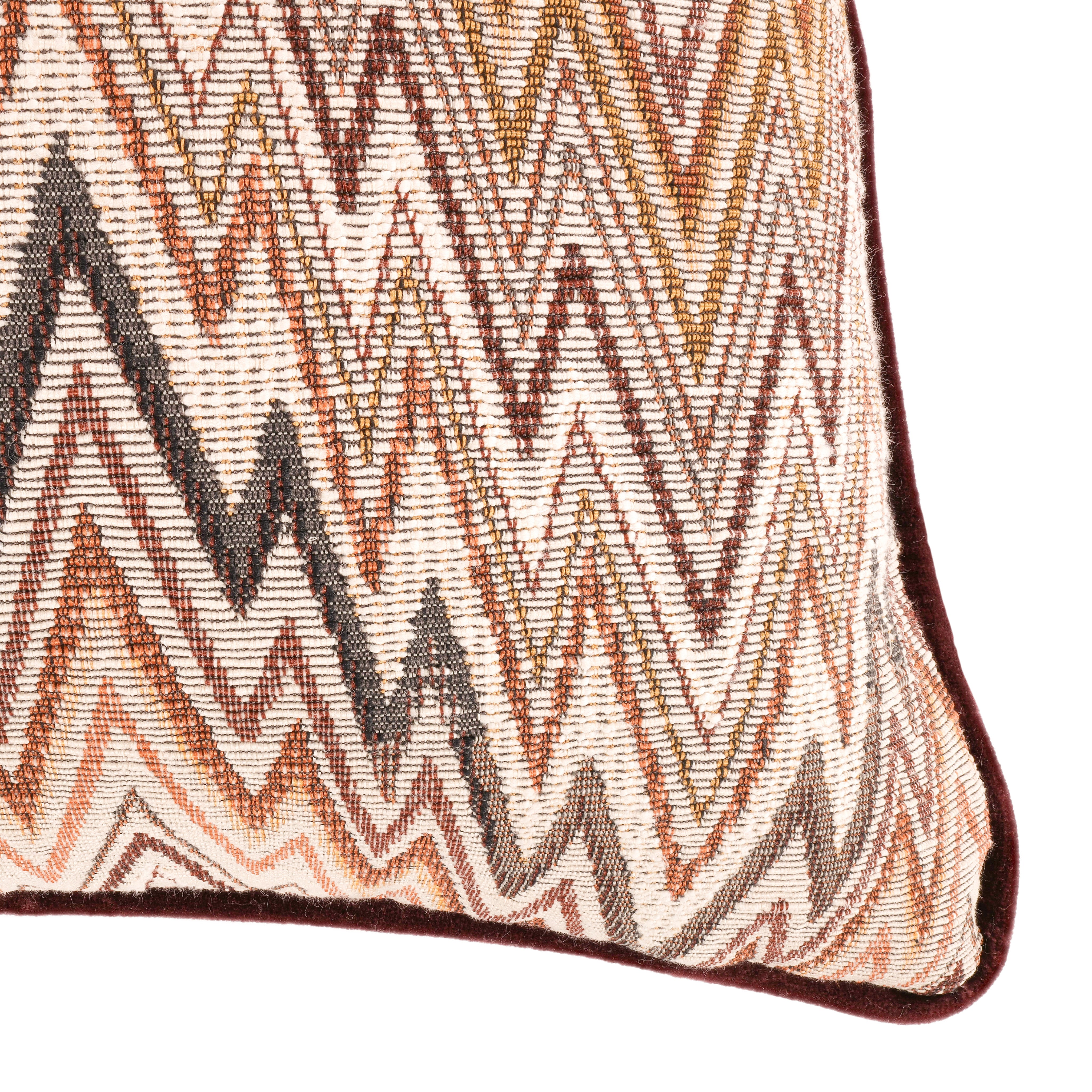 Izara Cushion Cajun - 55cm Romo