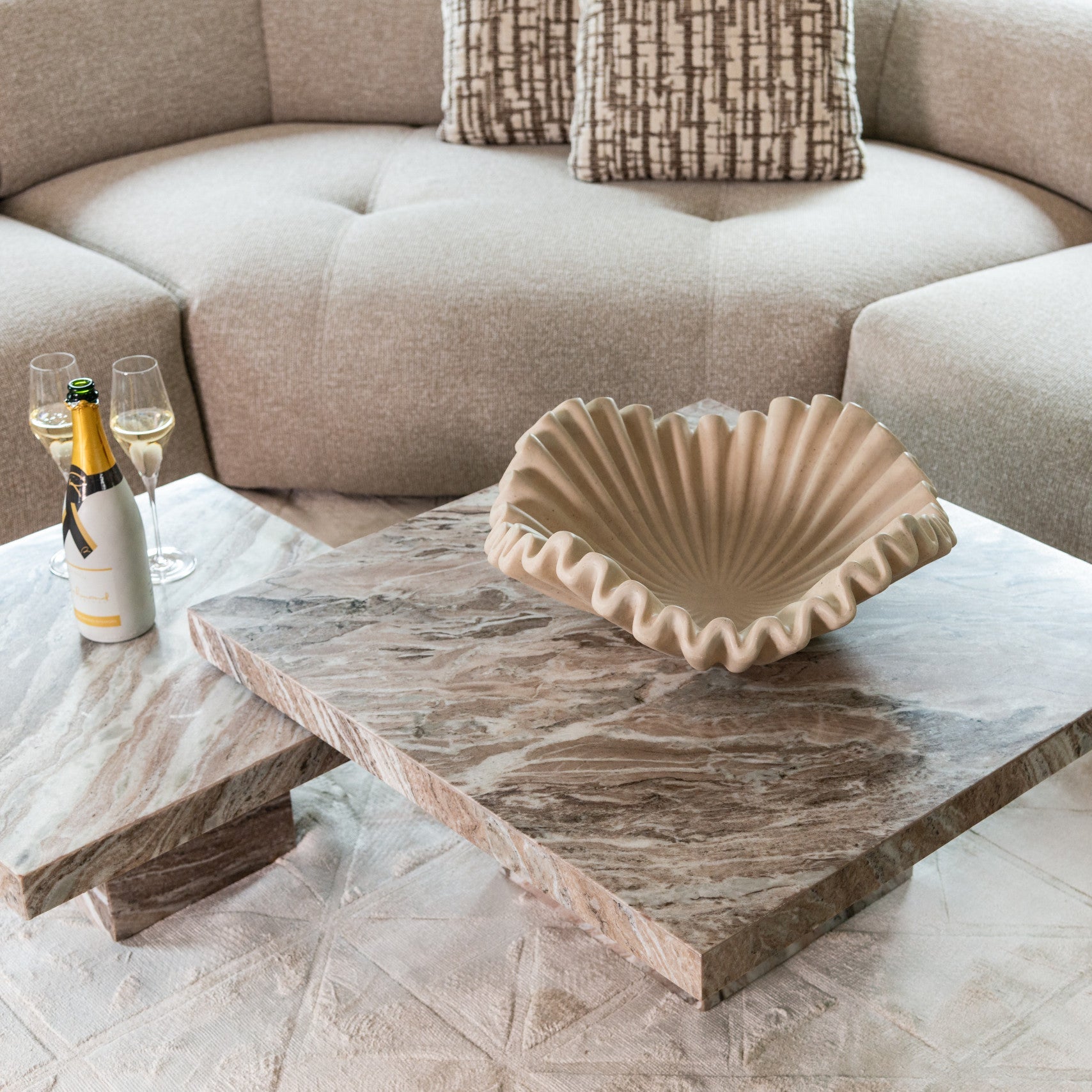 Coffee table Rashford Blush beige (Set of 2) by Richmond Interiors