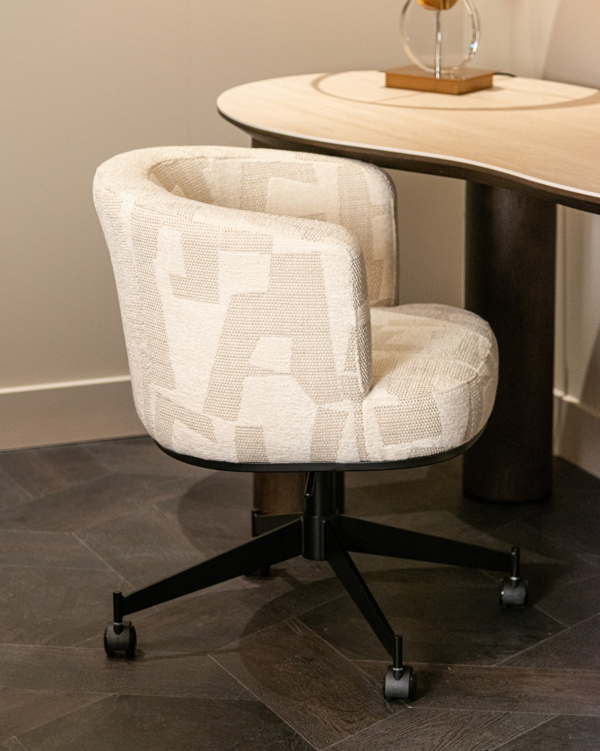 Dining chair Rochenne beige graffic swivel on wheels by Richmond Interiors