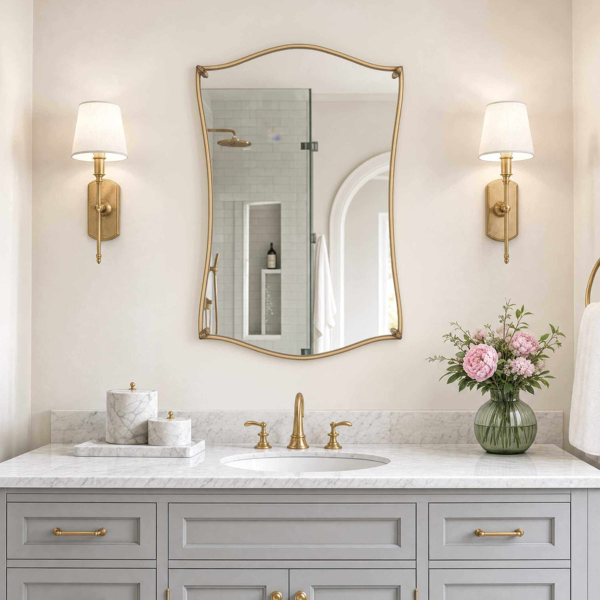 Astrella Mirror in Gold Leaf Keiichi