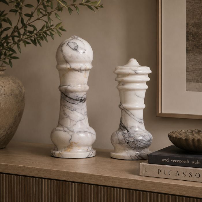 Chess Queen Ornament in Marble by Keiichi