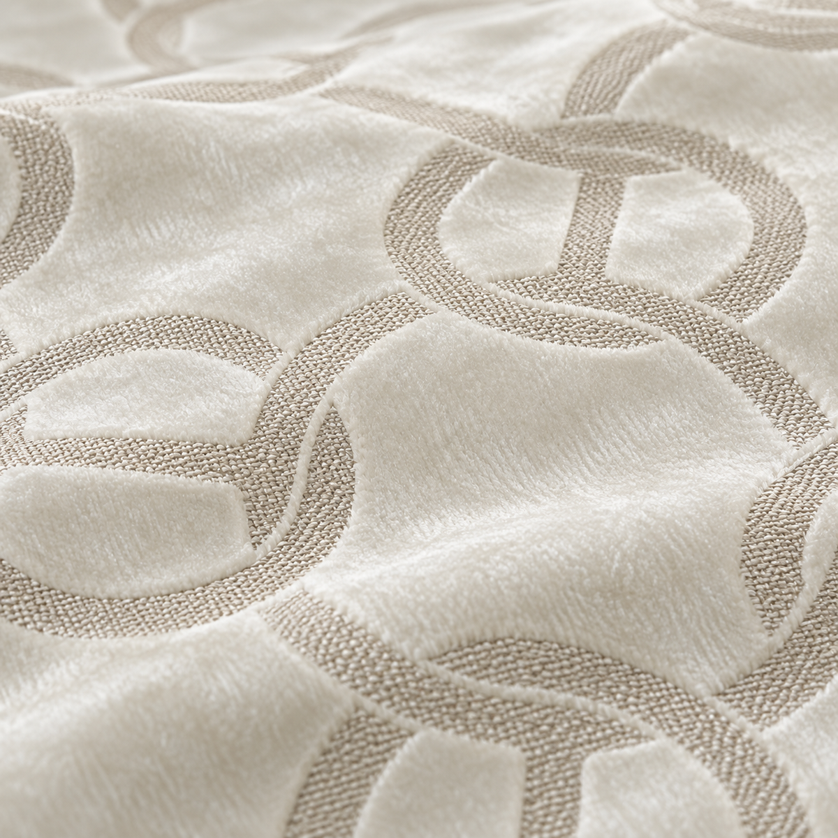 Hookup Link Design Velvet Cushion - Ivory Malini