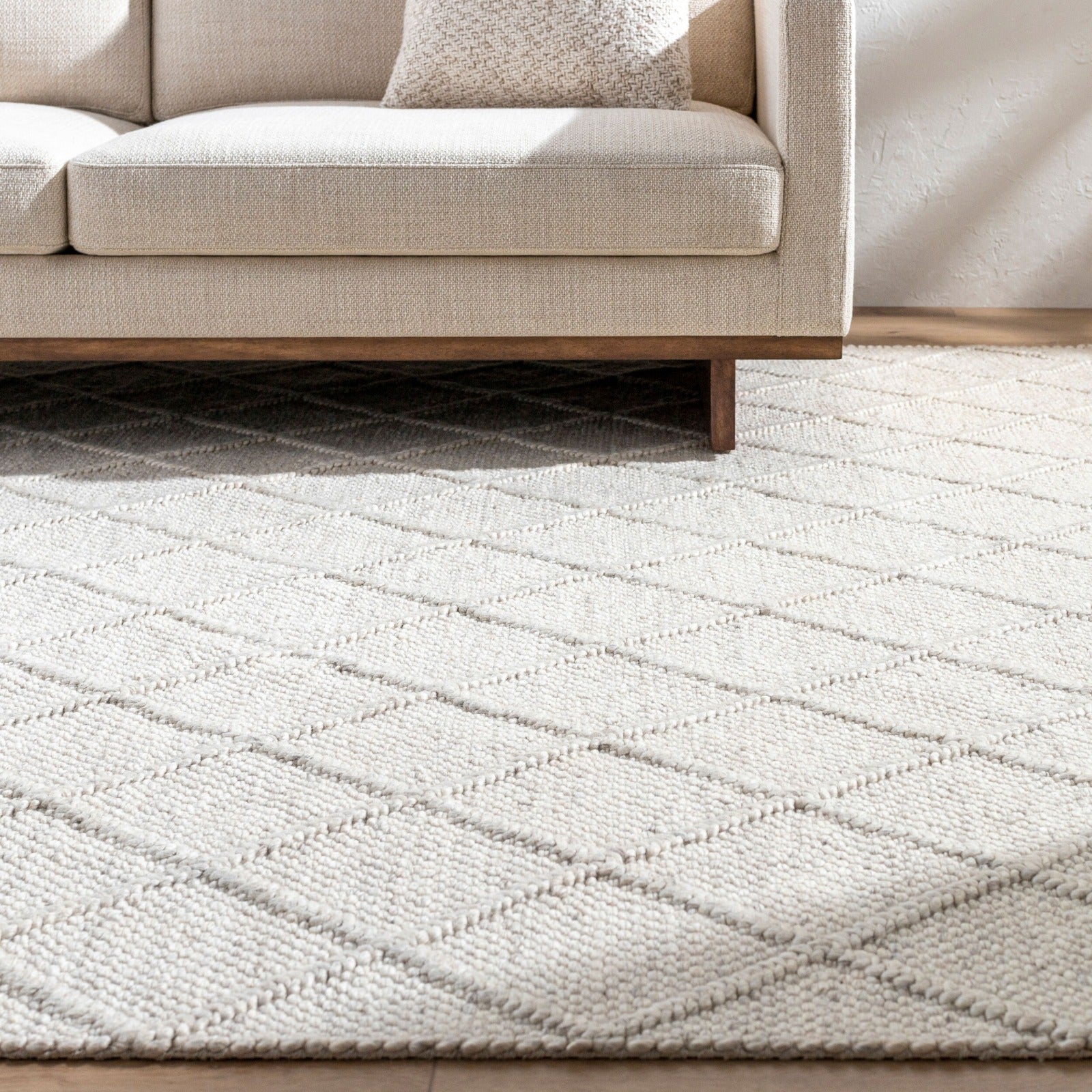 Napels Hand Woven Rug by Keiichi