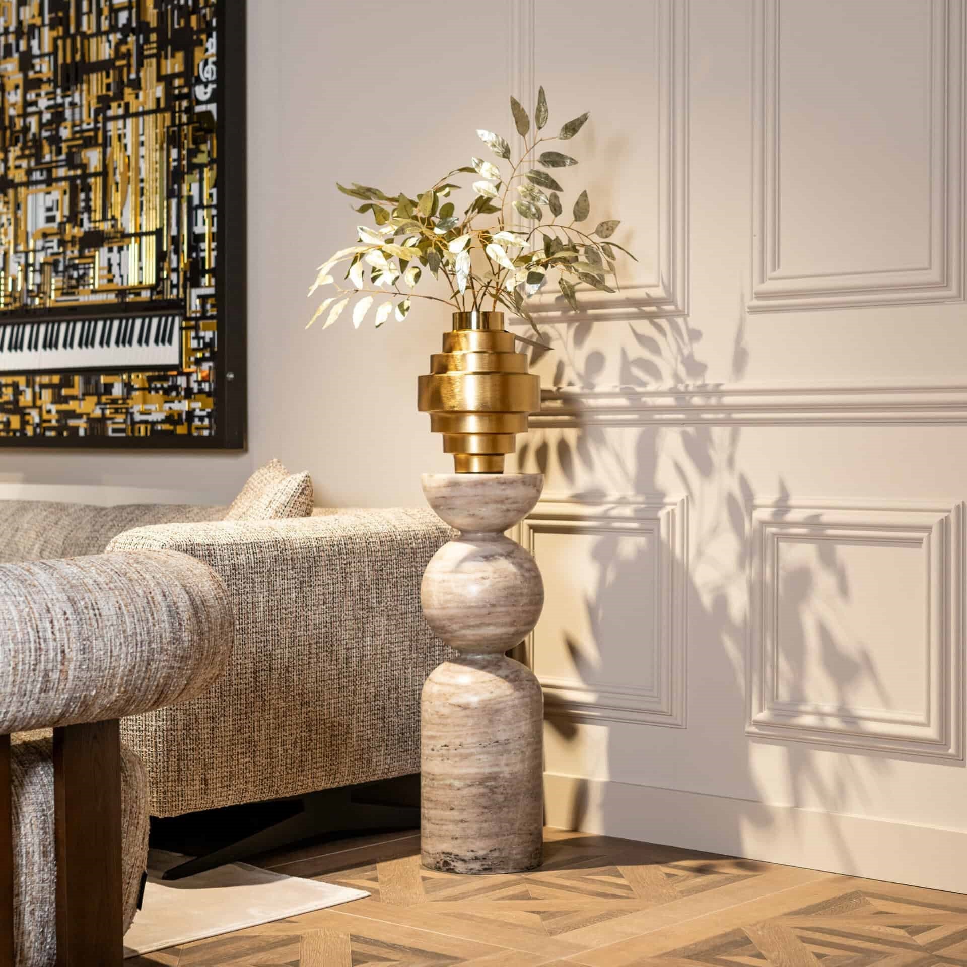 Akelei Gold Vase by Richmond Interiors