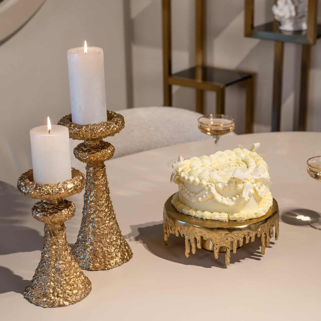 Carmona Gold Cake Stand by Richmond Interiors