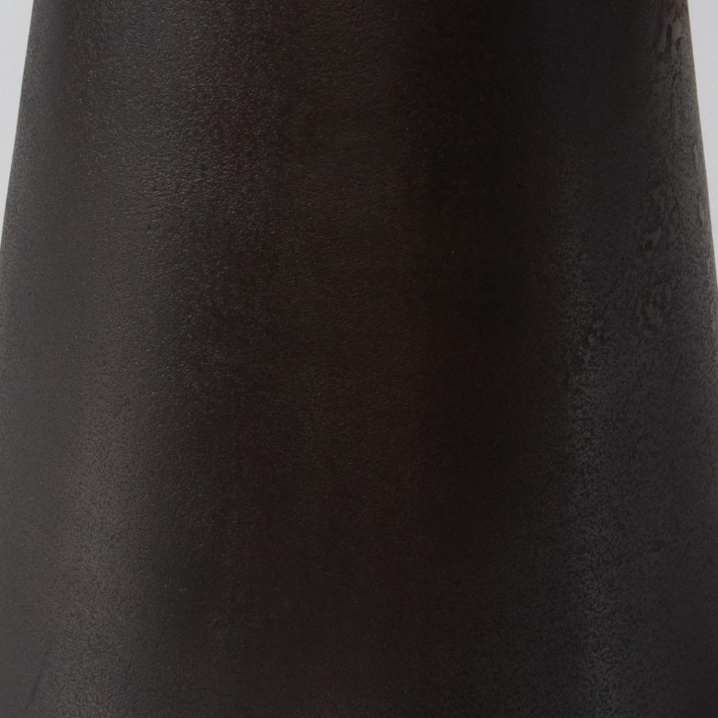 Tulip Side Table Black by Keiichi