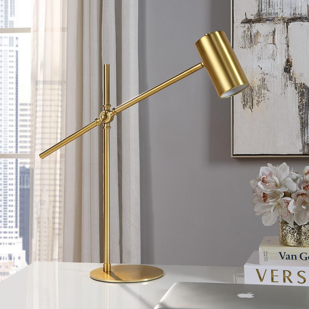 Louis Table Lamp by Keiichi