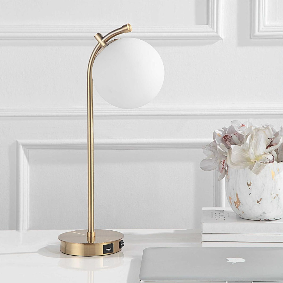 Droplet Table Lamp in Brass by Keiichi